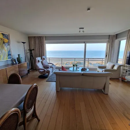 Апартаменты Premium Holidays - Castelli In Front Of The Sea Of Nieuwpoort