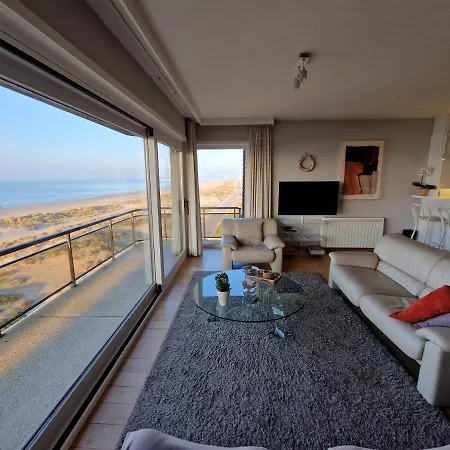 Premium Holidays - Castelli In Front Of The Sea Of Nieuwpoort *